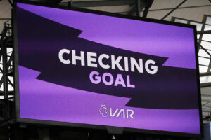 Ưu Điểm Và Hạn Chế Của VAR